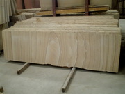 Wood_Grainy_Yellow_Sandstone_Slabs